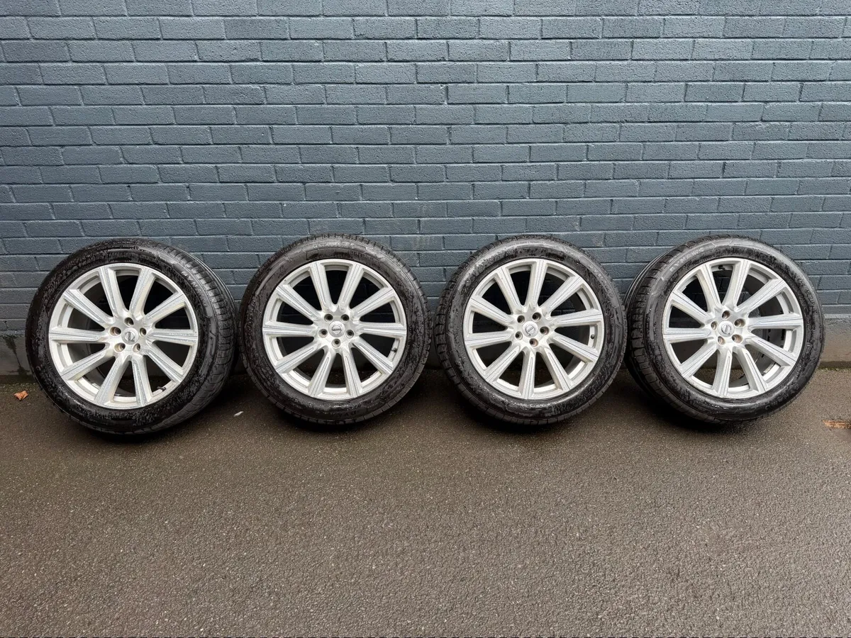 20” Volvo XC90 Alloy Wheels with Tyres - Image 1