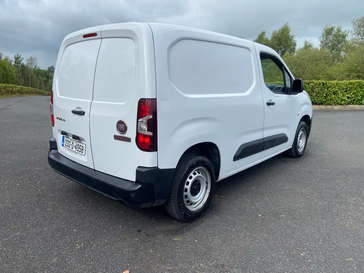 2023 Fiat Doblo SWB 1.5 100HP 650KG TECNICO - Image 3