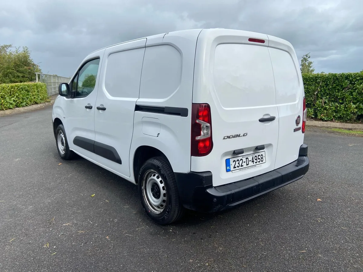 2023 Fiat Doblo SWB 1.5 100HP 650KG TECNICO - Image 2
