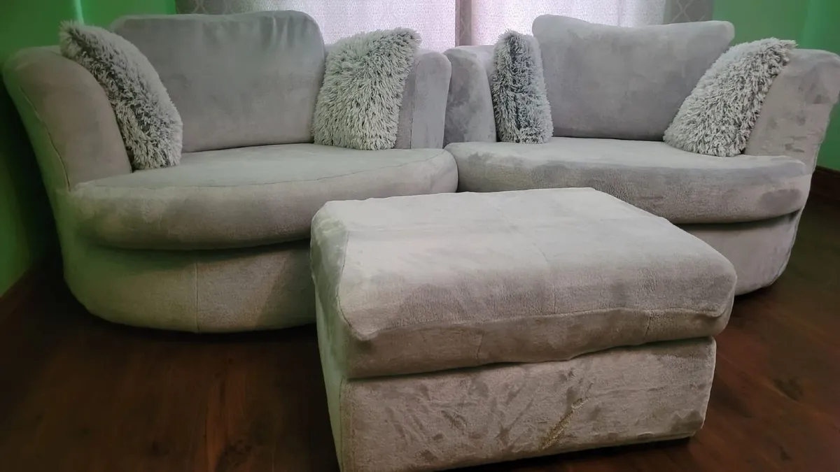 Swivel Arm chair & Storage Box - Image 4