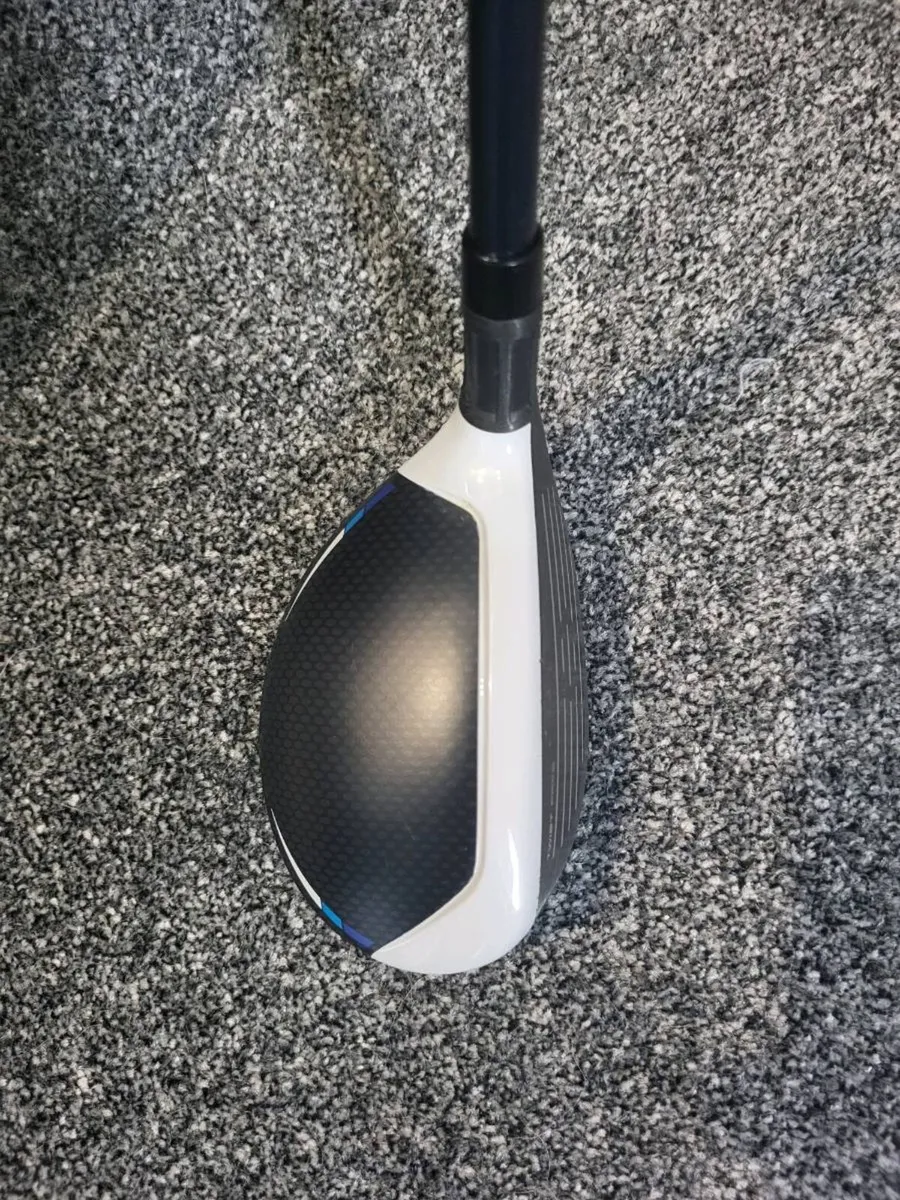 TaylorMade Sim2 max 4 hybrid - Image 2