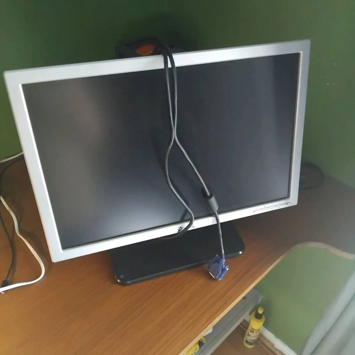 DELL PC monitor - Image 1