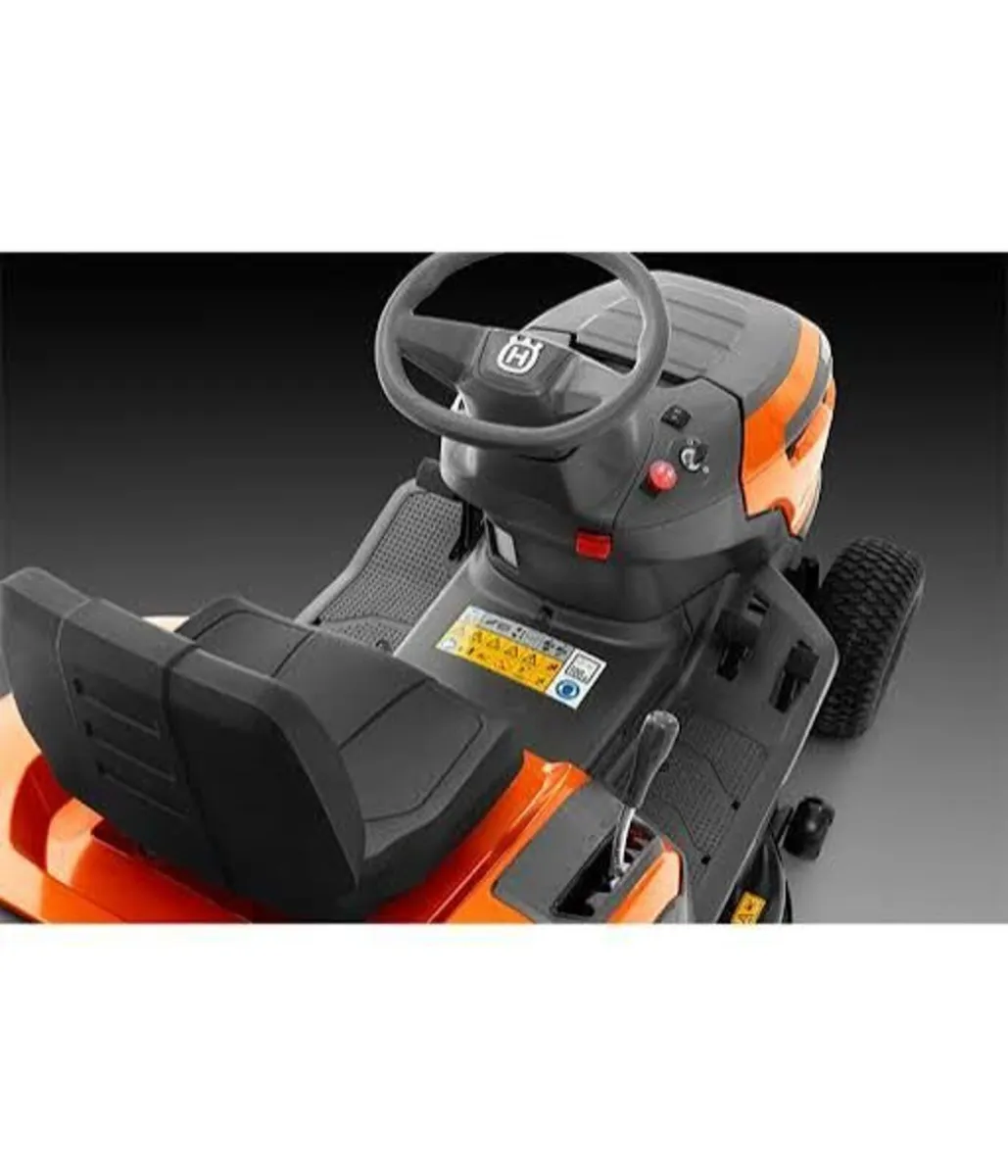 HUSQVARNA RIDE ON MOWER - Image 3