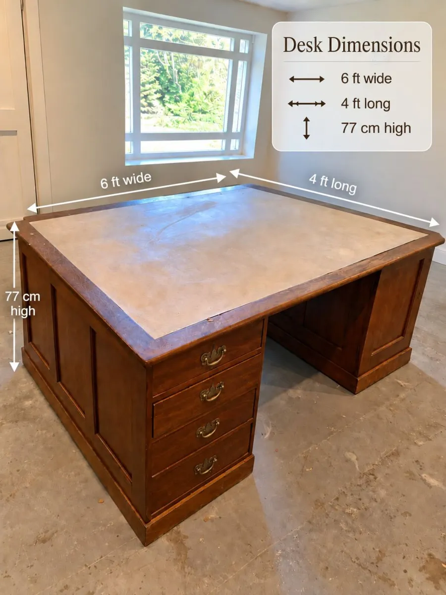 Large traditional mahogany wooden executive desk - Image 1