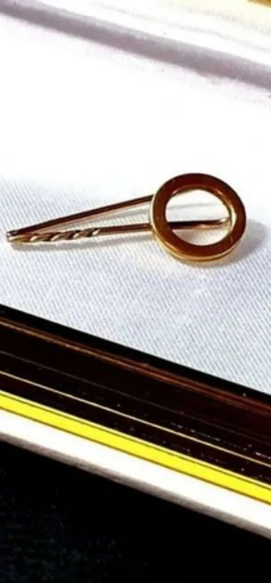Vintage 9ct Gold Tie Pin - Image 4