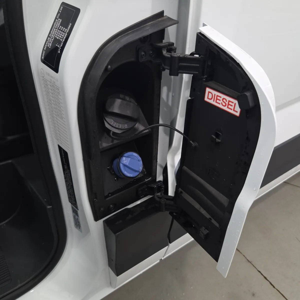 Maxus Deliver 9 2.0 D20 150 High Roof Van - Image 4