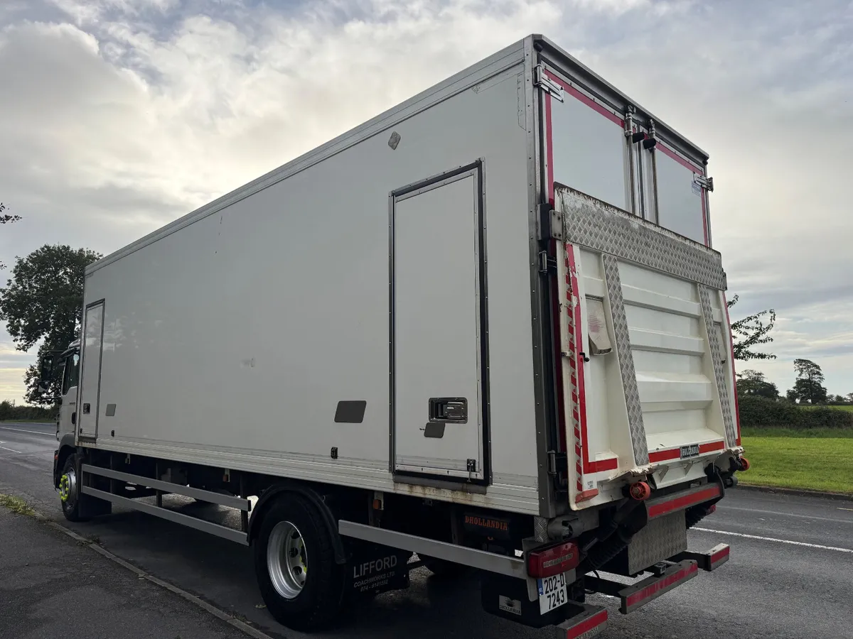Man Tgm Fridge 2020 - Image 4