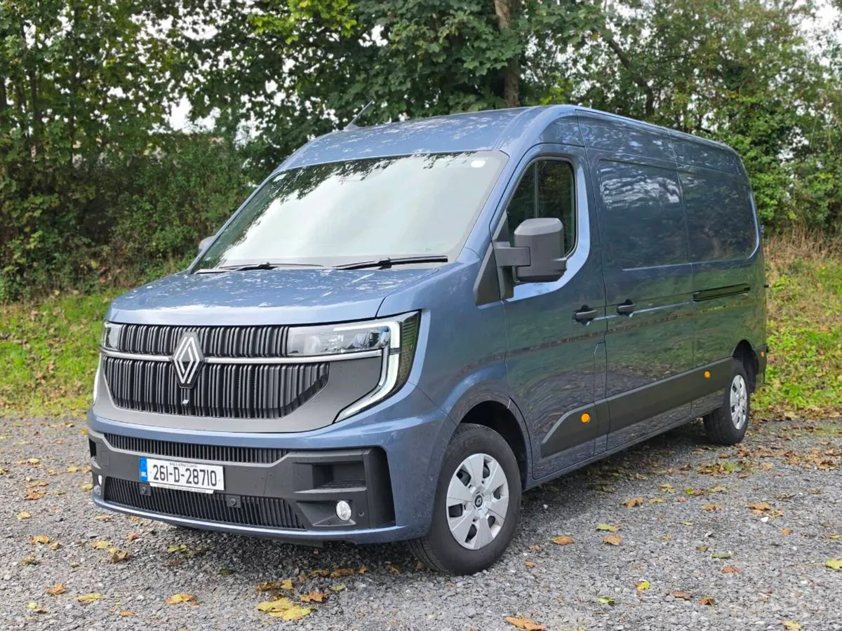 RENAULT MASTER AUTOMATIC 2026 - Image 4