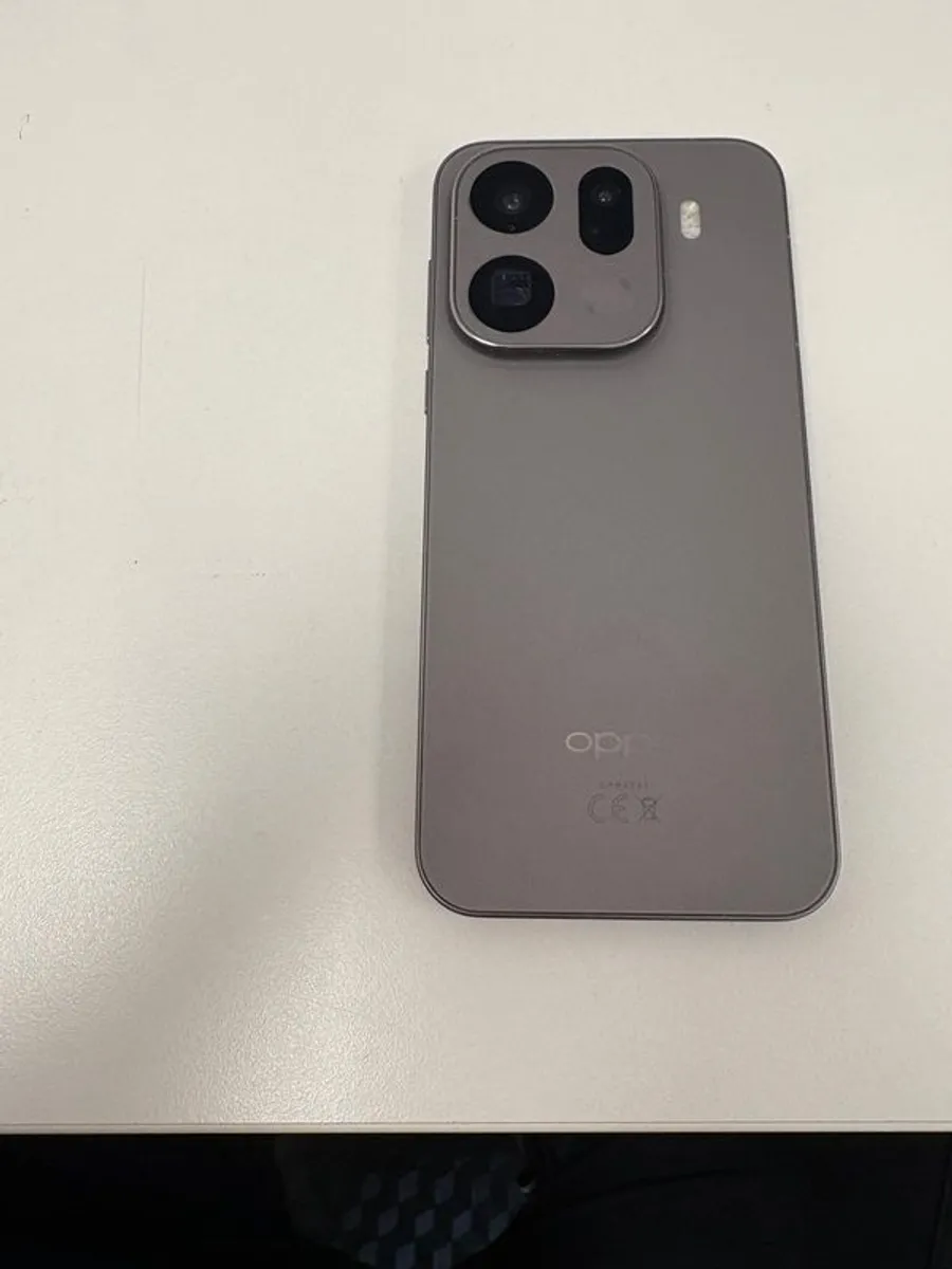 Oppo Find X9 Pro - Image 3