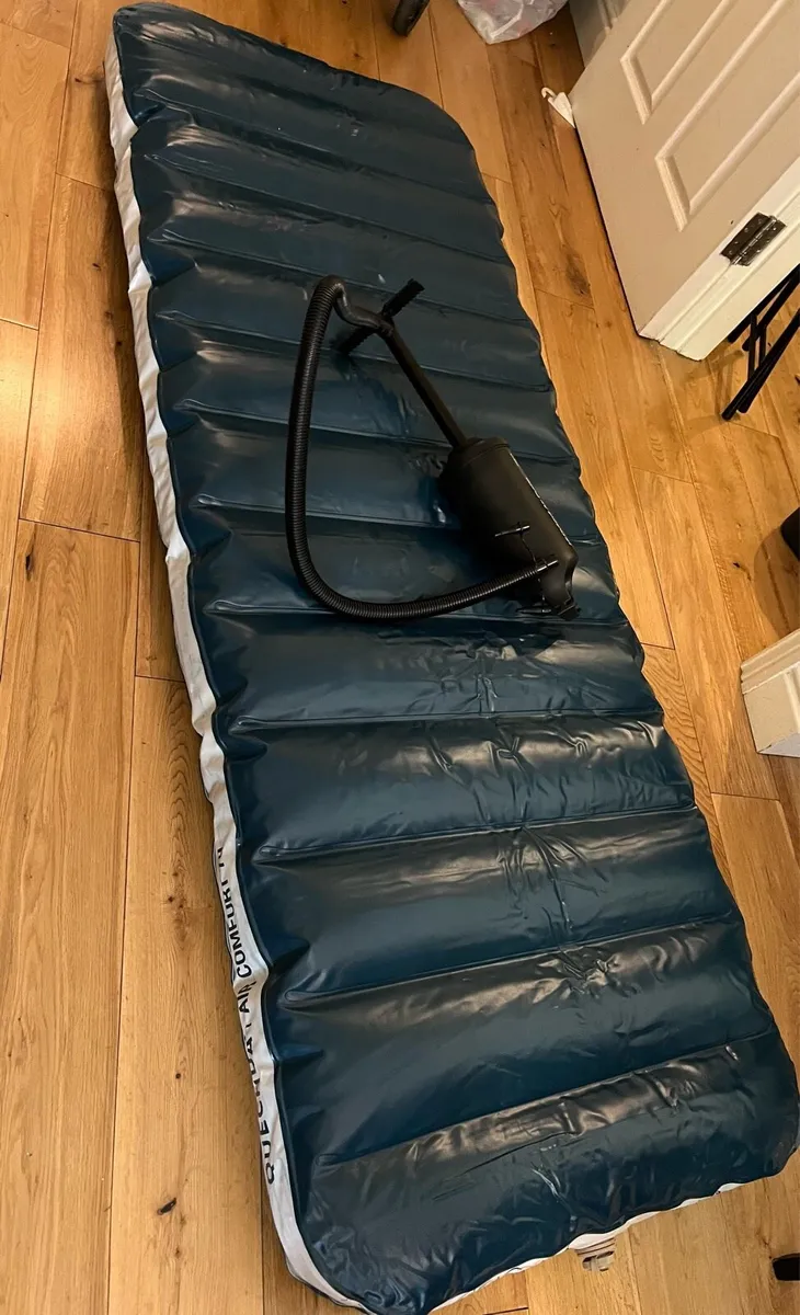 Air Mattress - Image 3