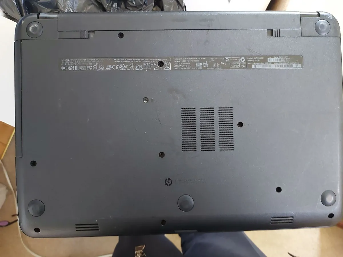 HP 15.6" Laptop, 8GB Ram, 1 TB HDD, Win 10 - Image 4