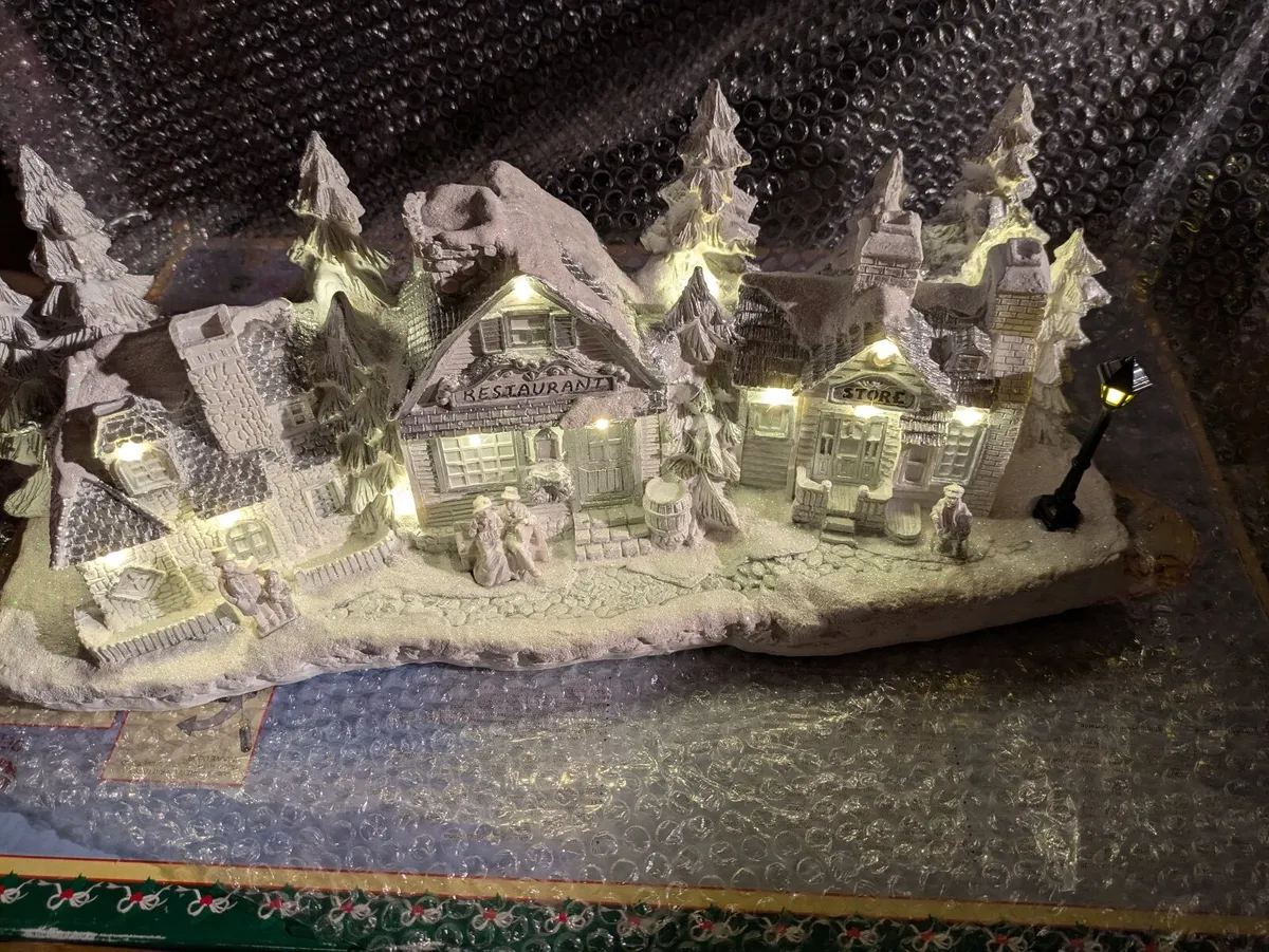Christmas Decorations - Image 2