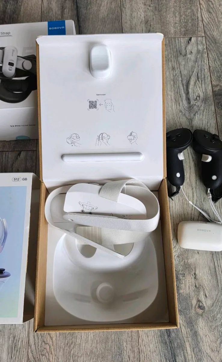 Meta Quest 3 512GB VR headset - Image 2