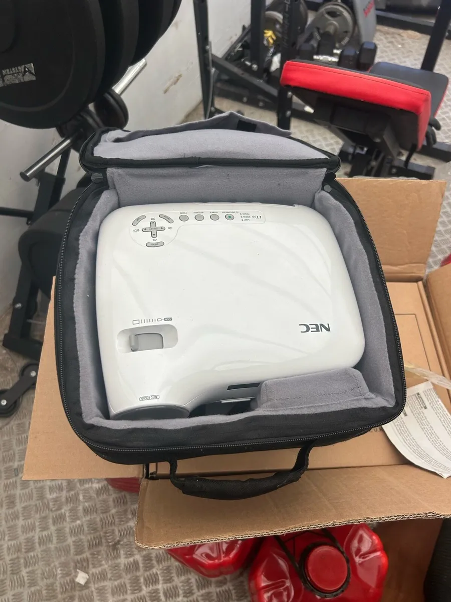 Large amount of electronic brand new - Image 1