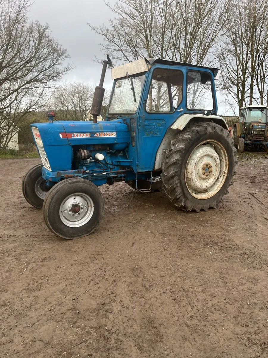 Ford 4000 - Image 1