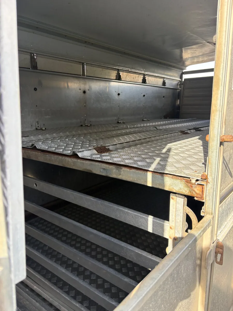 Ifor Williams 14ft cattle trailer - Image 3