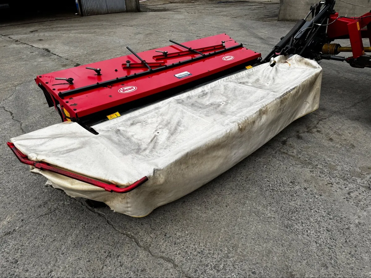 Farm machinery - Image 1