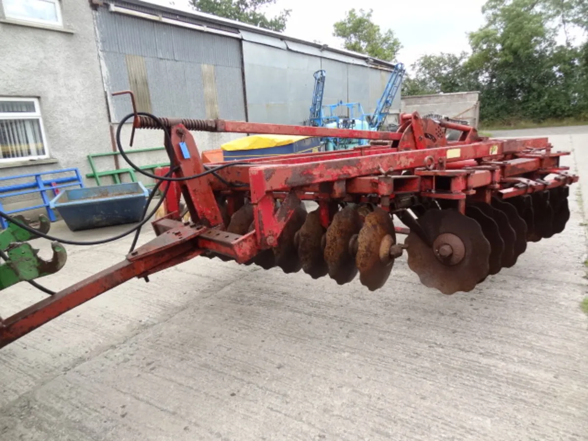 Petite Folding Trailed Disc Harrow - Image 4