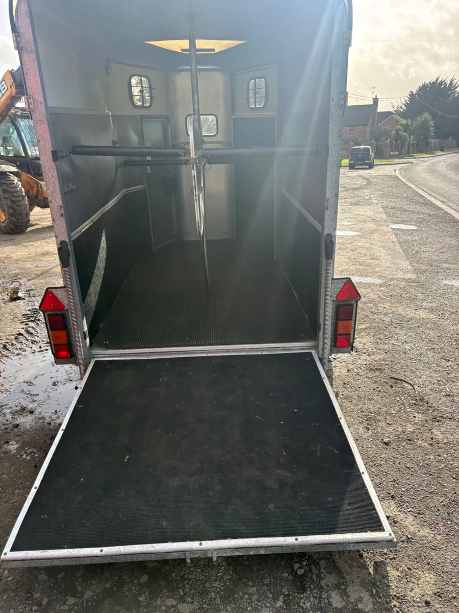 Ifor Williams 505 epona horsebox - Image 4