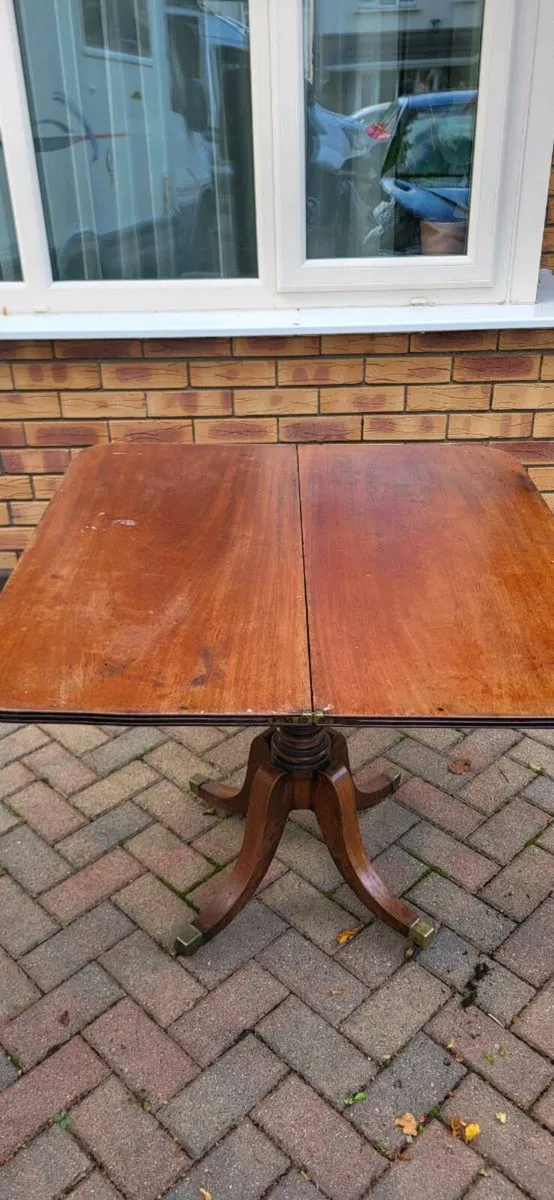 Antique table - Image 2