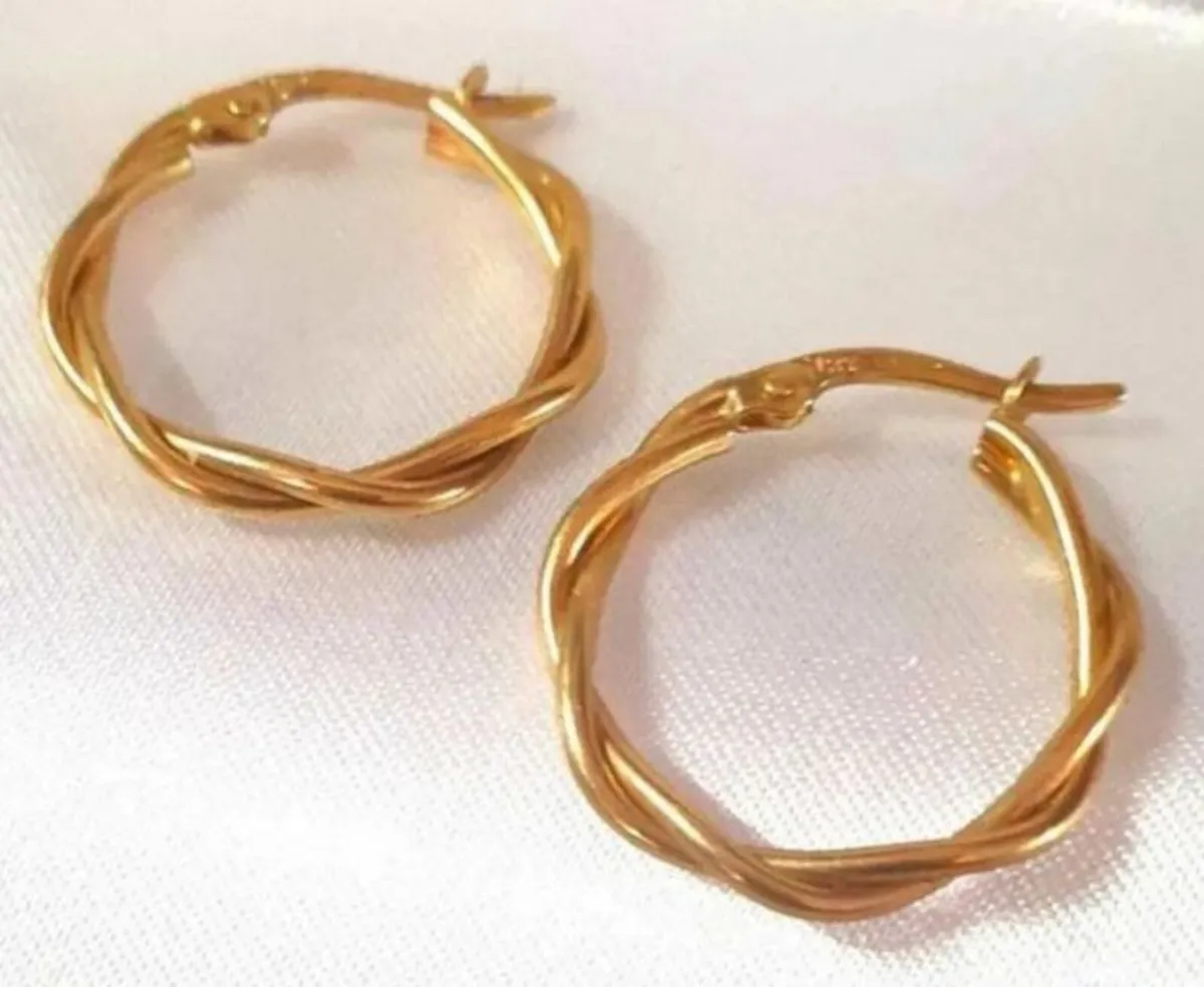Vintage Hallmarked 9ct Gold Twist Earrings - Image 4