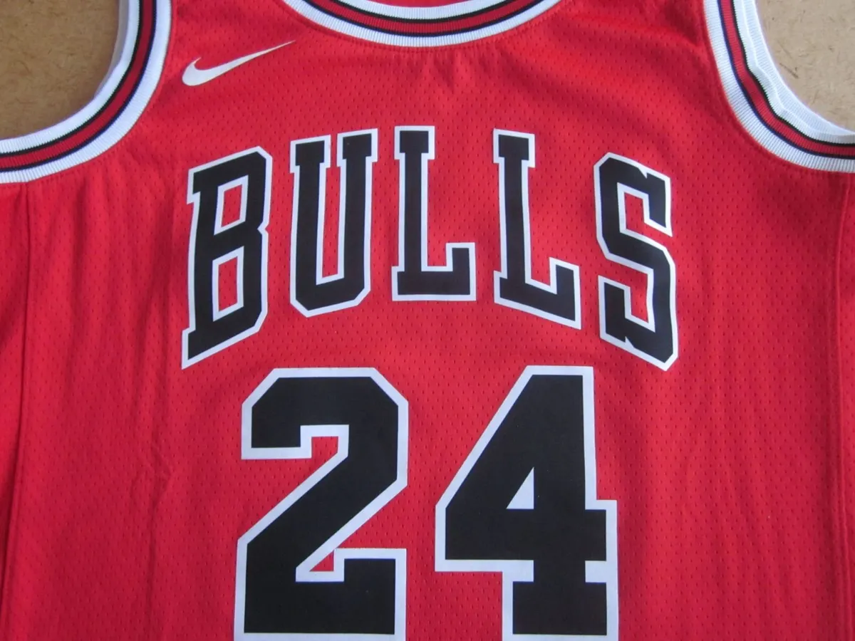 Nike Chicago Bulls Lauri Markkanen  #24 Jersey - Image 4