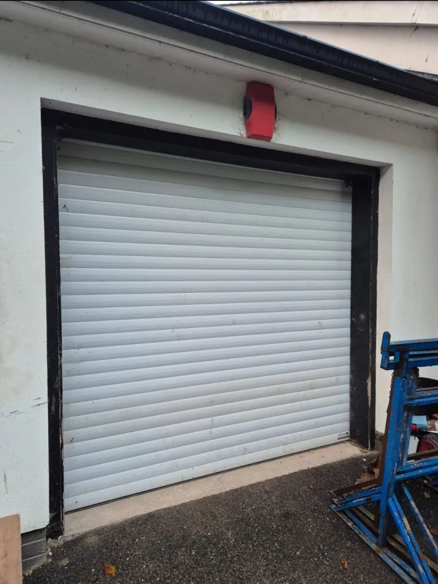 Electric Roller Garage door - Image 1