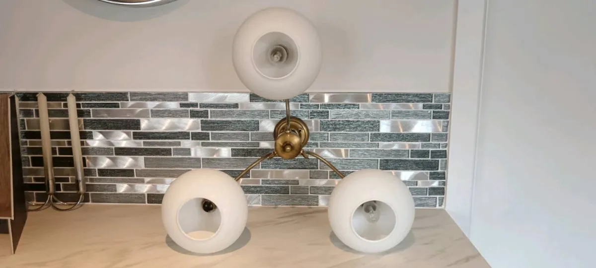 Vintage mid century 3 arm brass ceiling light - Image 3