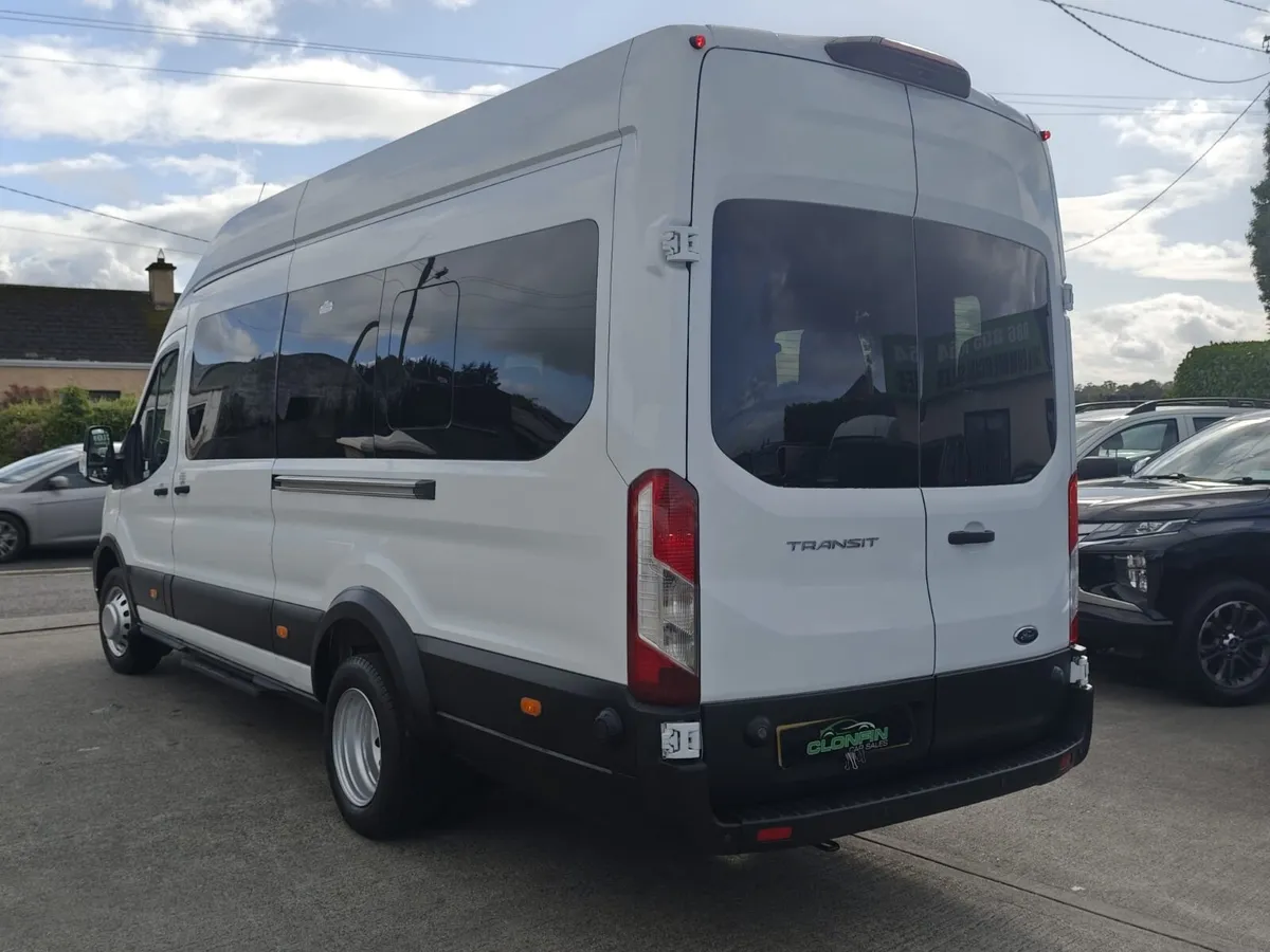 FORD TRANSIT MINIBUS 17 SEATER TREND - Image 3