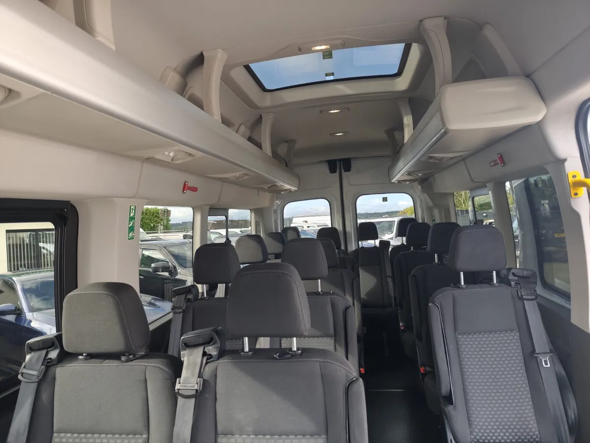 FORD TRANSIT MINIBUS 17 SEATER TREND - Image 4