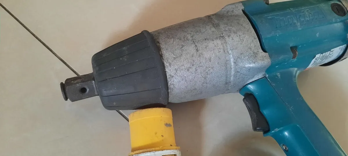 Makita 6906 19mm impact wrench 110v "Refurbished" - Image 4