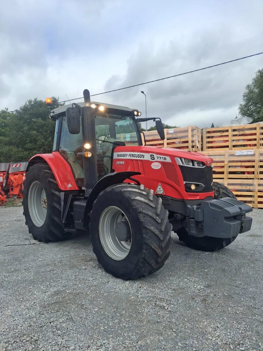 Massey Ferguson 7718S - Image 1