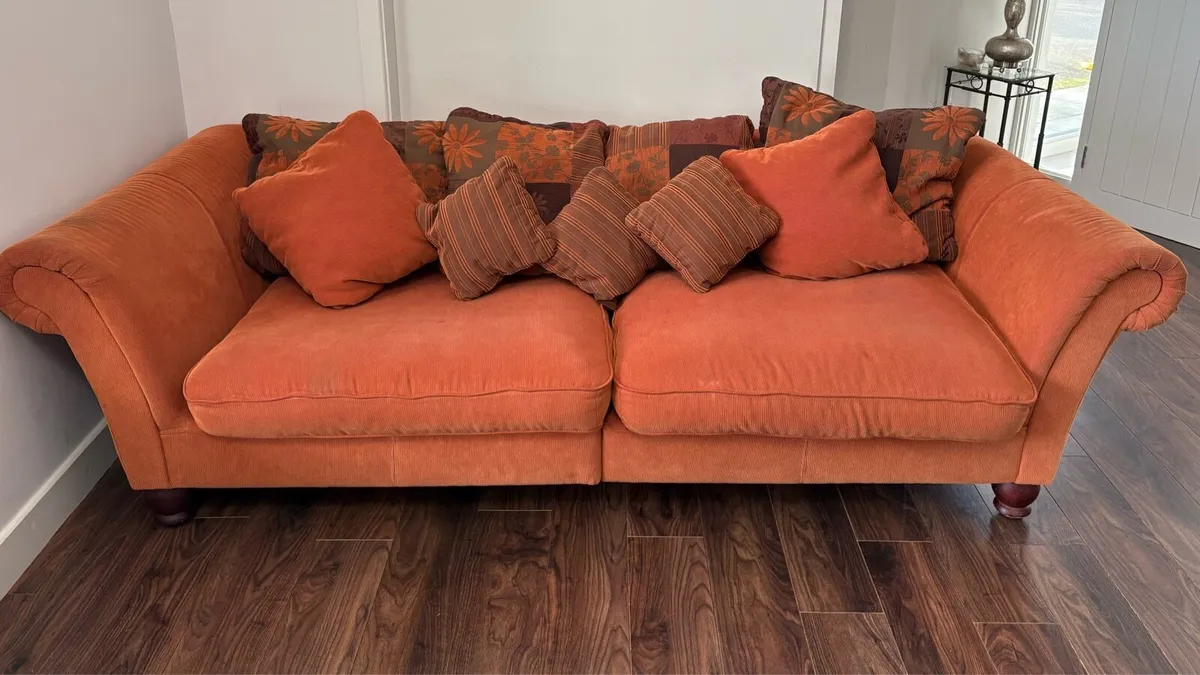 Couch - Image 1