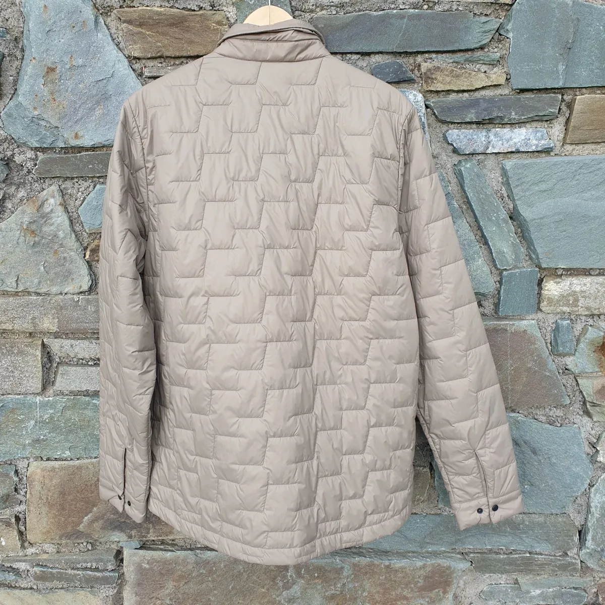 Helly Hansen lifaloft insulator shacket NEW - Image 2