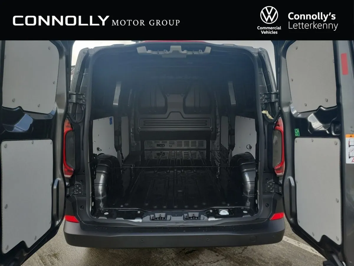 Volkswagen Transporter (5 YEAR WARRANTY * 5 FREE S - Image 4