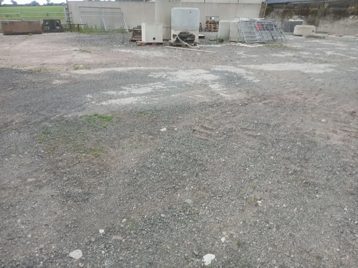 Yard to rent - Image 2