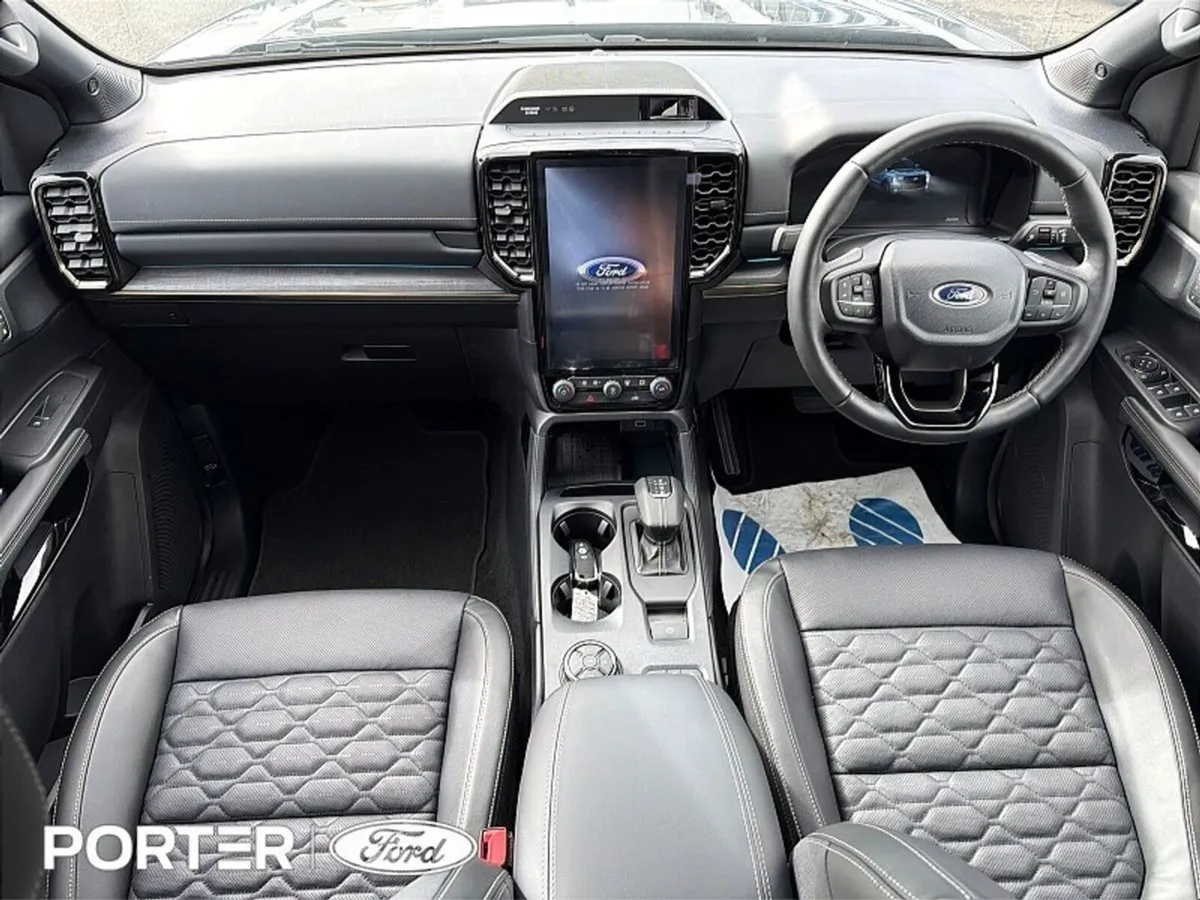 Ford Ranger PLATINUM 3.0 TDCI V6 - Image 2