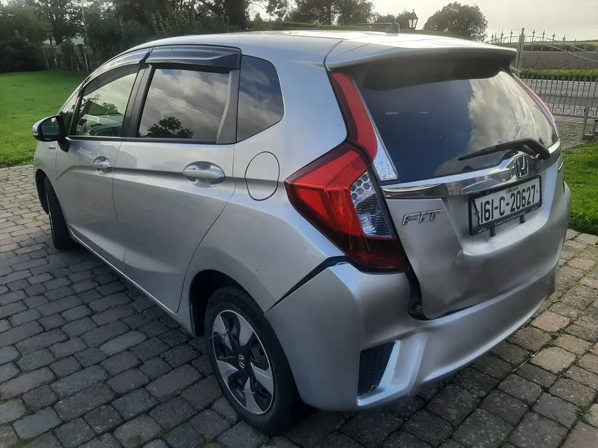 HONDA FIT HYBRID AUTOMATIC 2016 - Image 4
