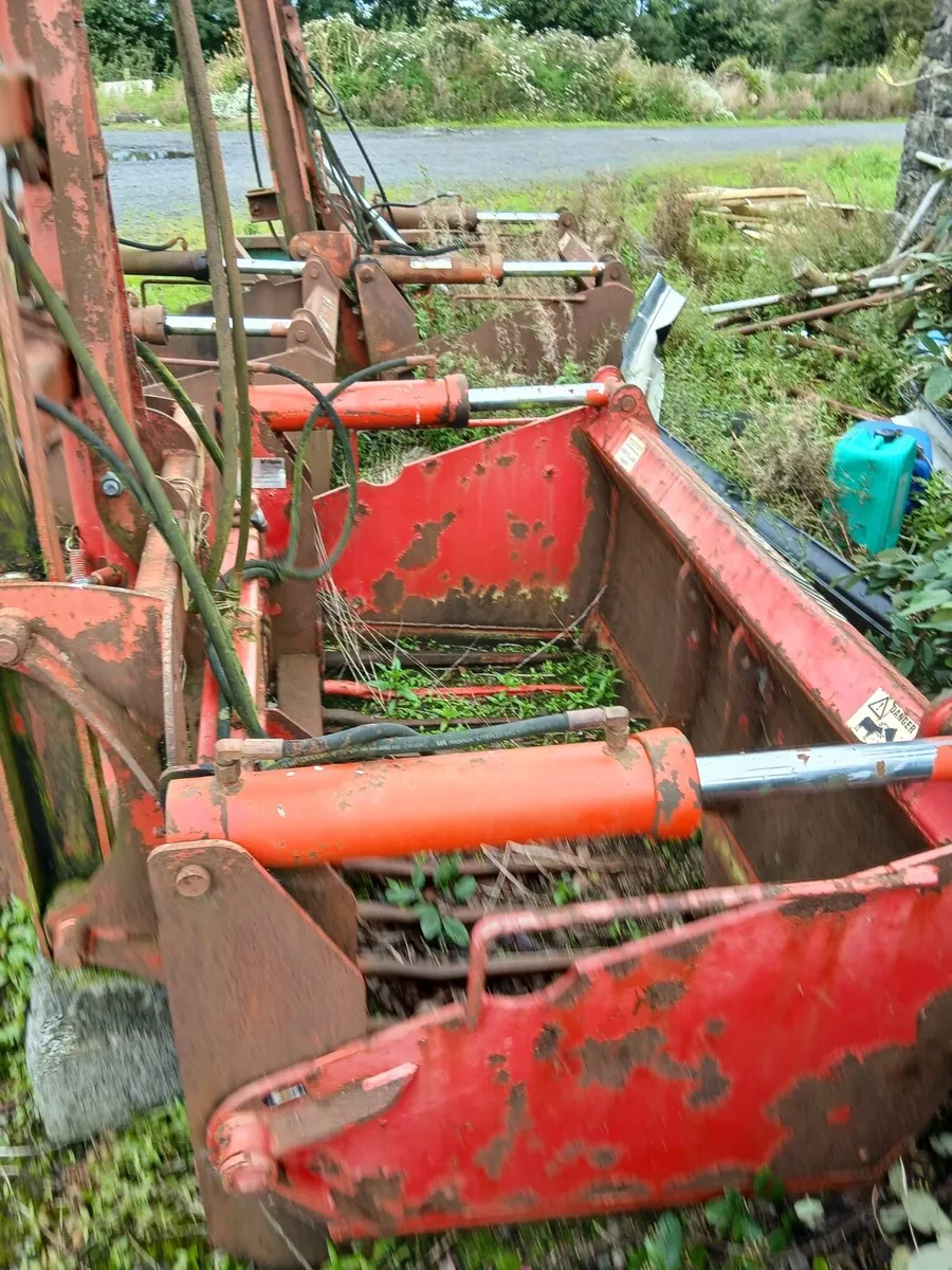 silage shear grabs - Image 2
