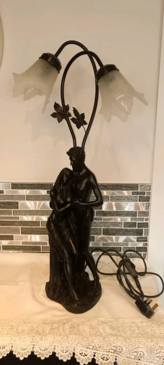 Art nouveau style table lamp - Image 1