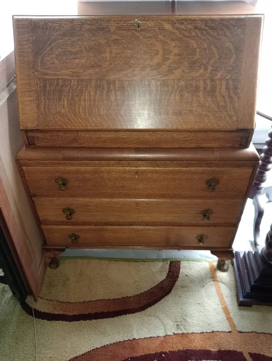 Vintage Oak Writing Bureau Desk. - Image 1