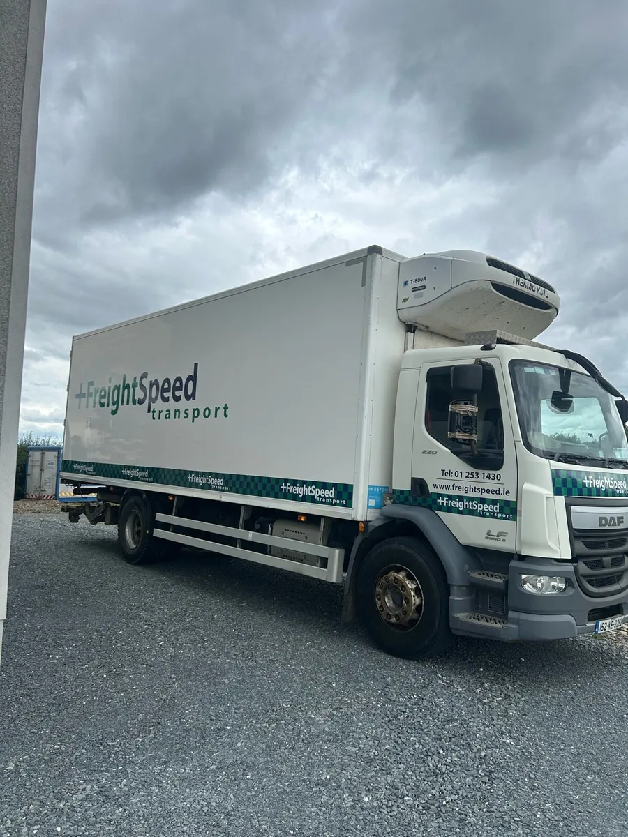 2015 Daf, 220, 18 tonne truck - Image 2