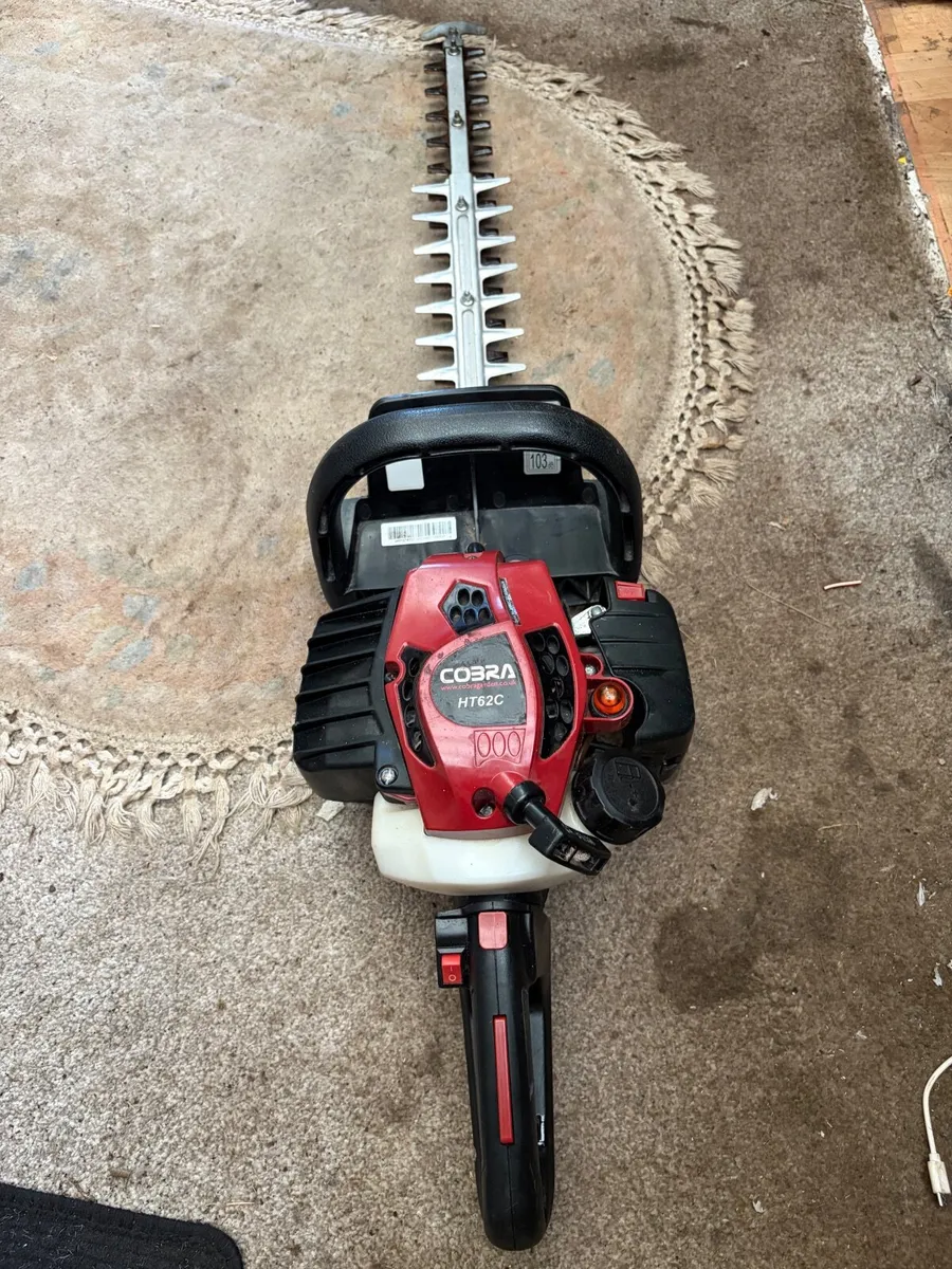 2016 Cobra Ht62c hedge cutter - Image 1