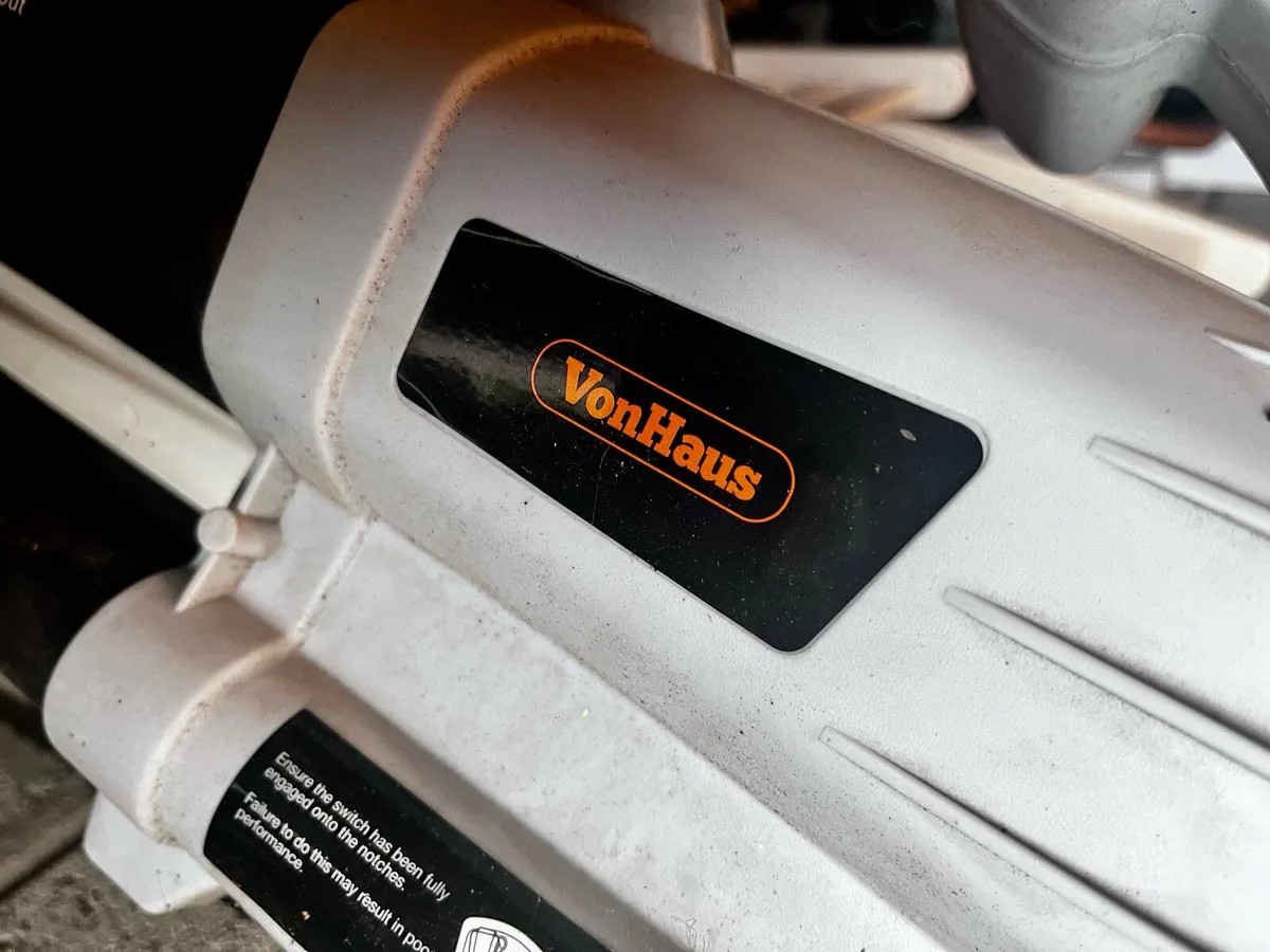 Vonhaus Leaf Blower (vacuum/mulcher) - Image 3