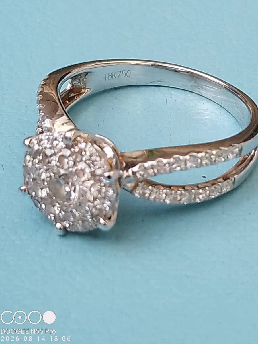 18K White Gold 1 Carat Weight Diamond Engagement R - Image 1