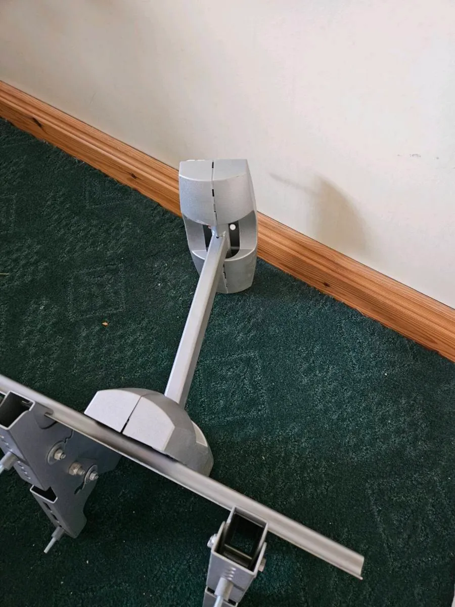 TV Wall Bracket - Image 1