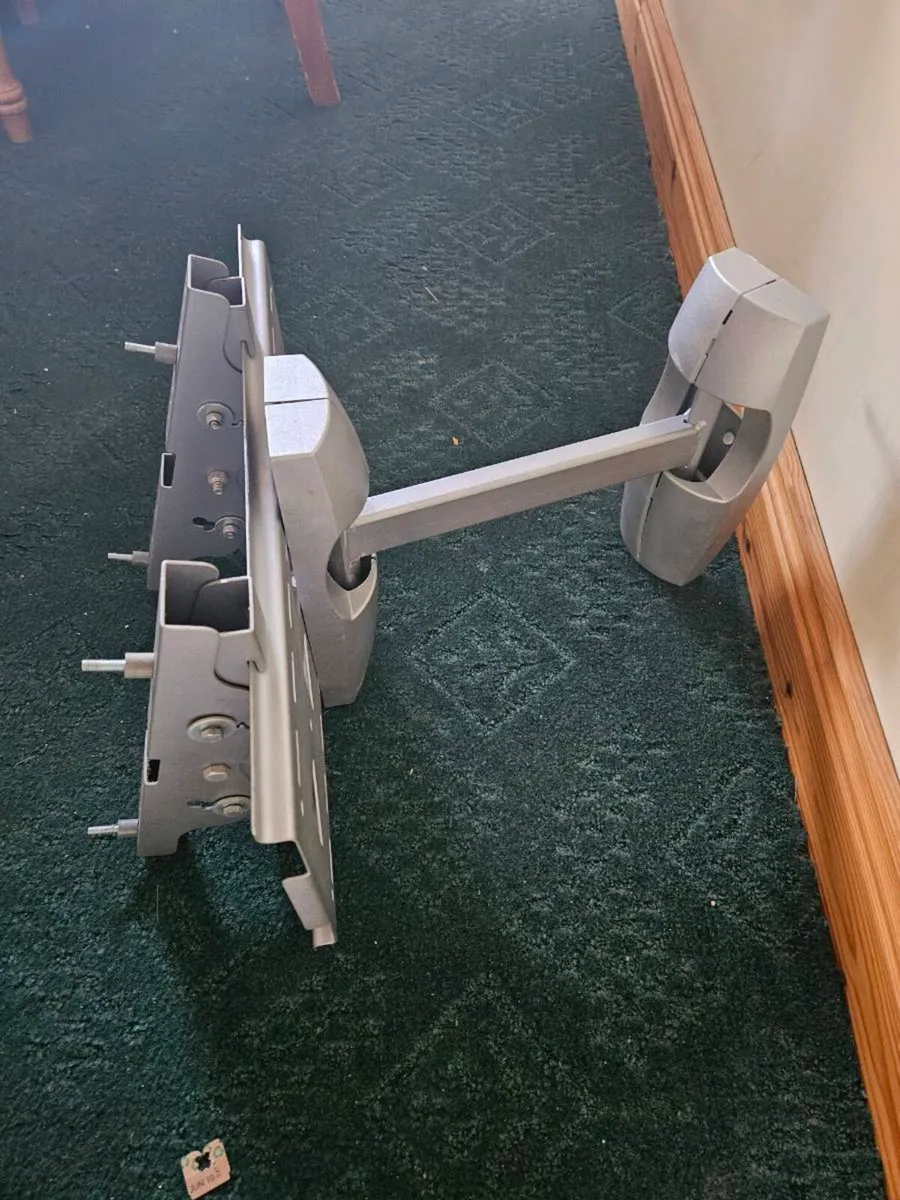 TV Wall Bracket - Image 2