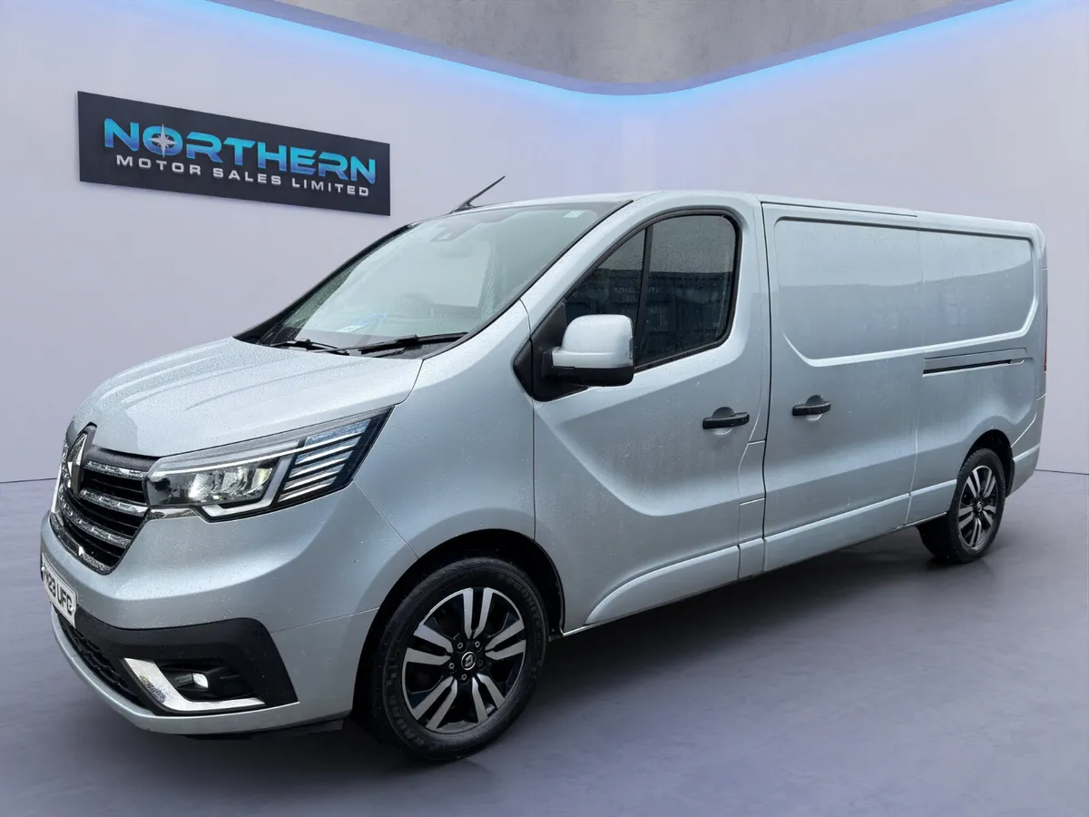 2023 Renault Trafic Sport Plus Lwb - Image 3