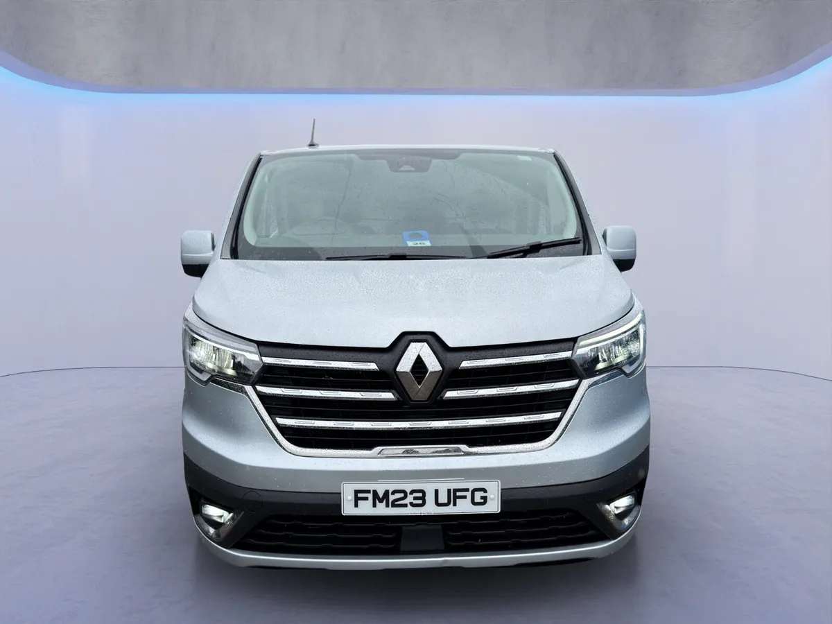 2023 Renault Trafic Sport Plus Lwb - Image 2