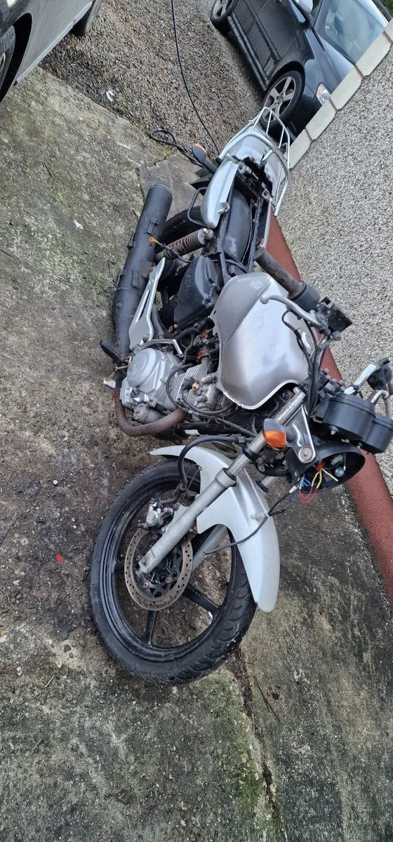 YBR 125 project - Image 2